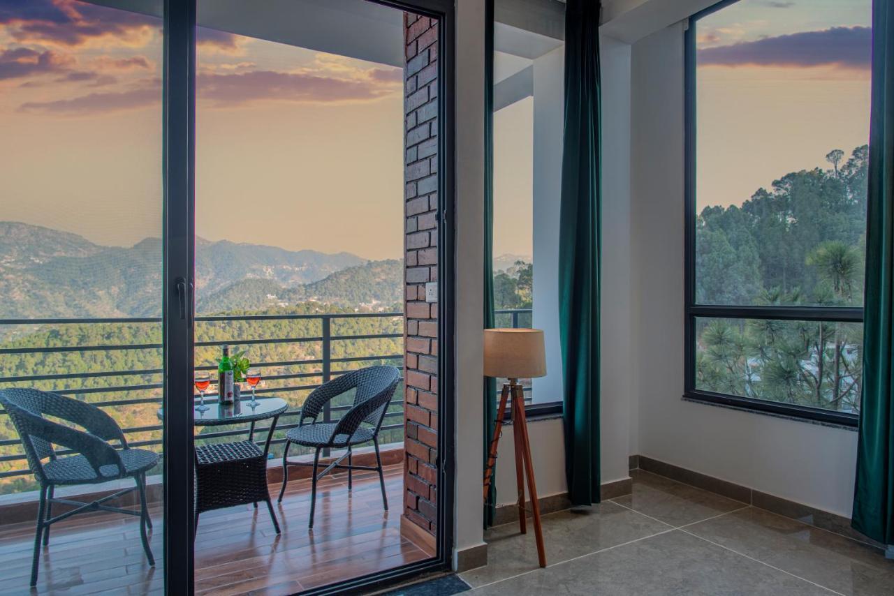 The Hillcrest Paradise Kasauli Exterior photo